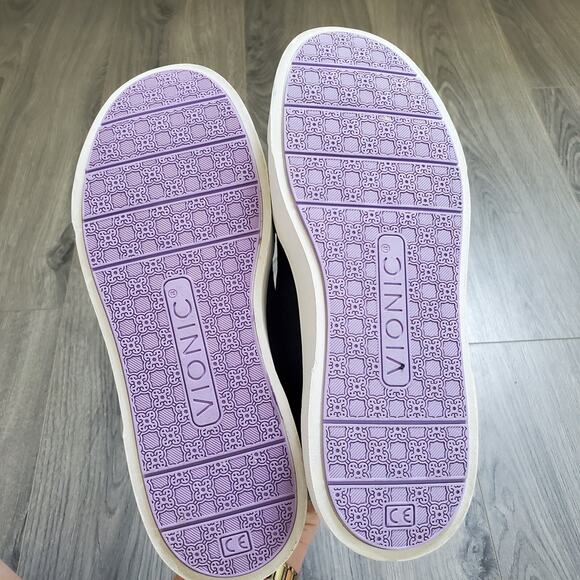 Vionic Slip On Sneaker 8 Kimmie Black Leather Perforated Casual Orthotic Classic - Picture 9 of 13